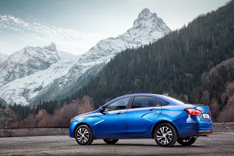  Lada Vesta Exclusive (GFL) 2016 года  (фото 12 из 25)